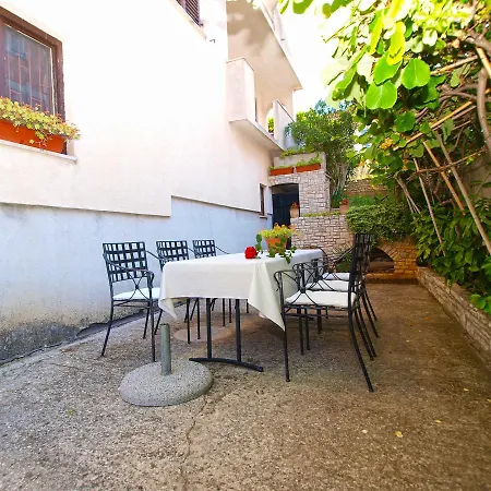 Igor 1364 Apartamento Pula