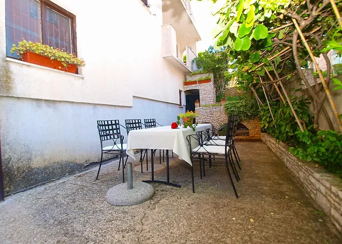 Igor 1364 アパート プーラ